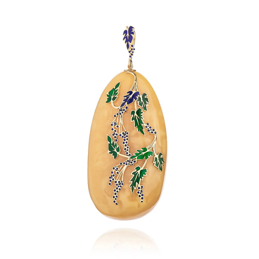 獨一無二的巨型琥珀吊墜，配上 AU750 黃金和琺瑯裝飾