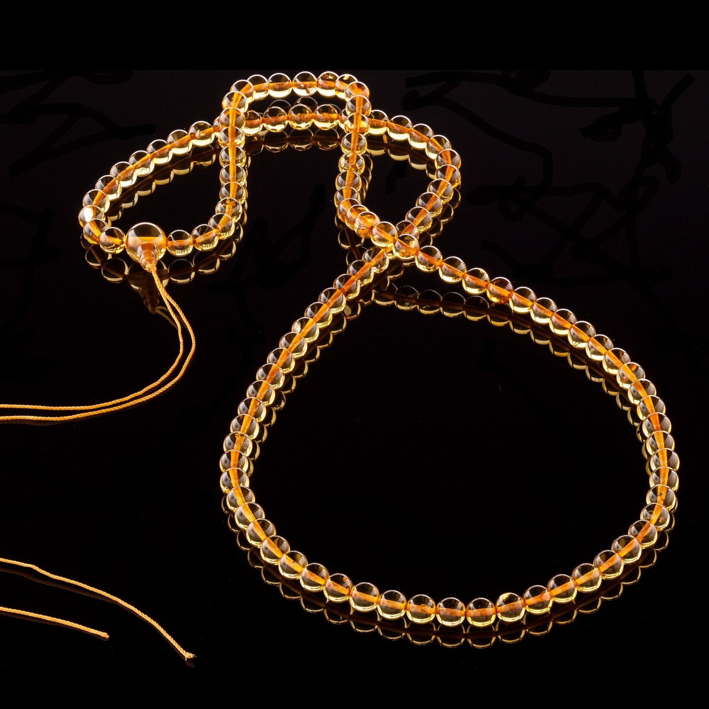 琥珀念珠