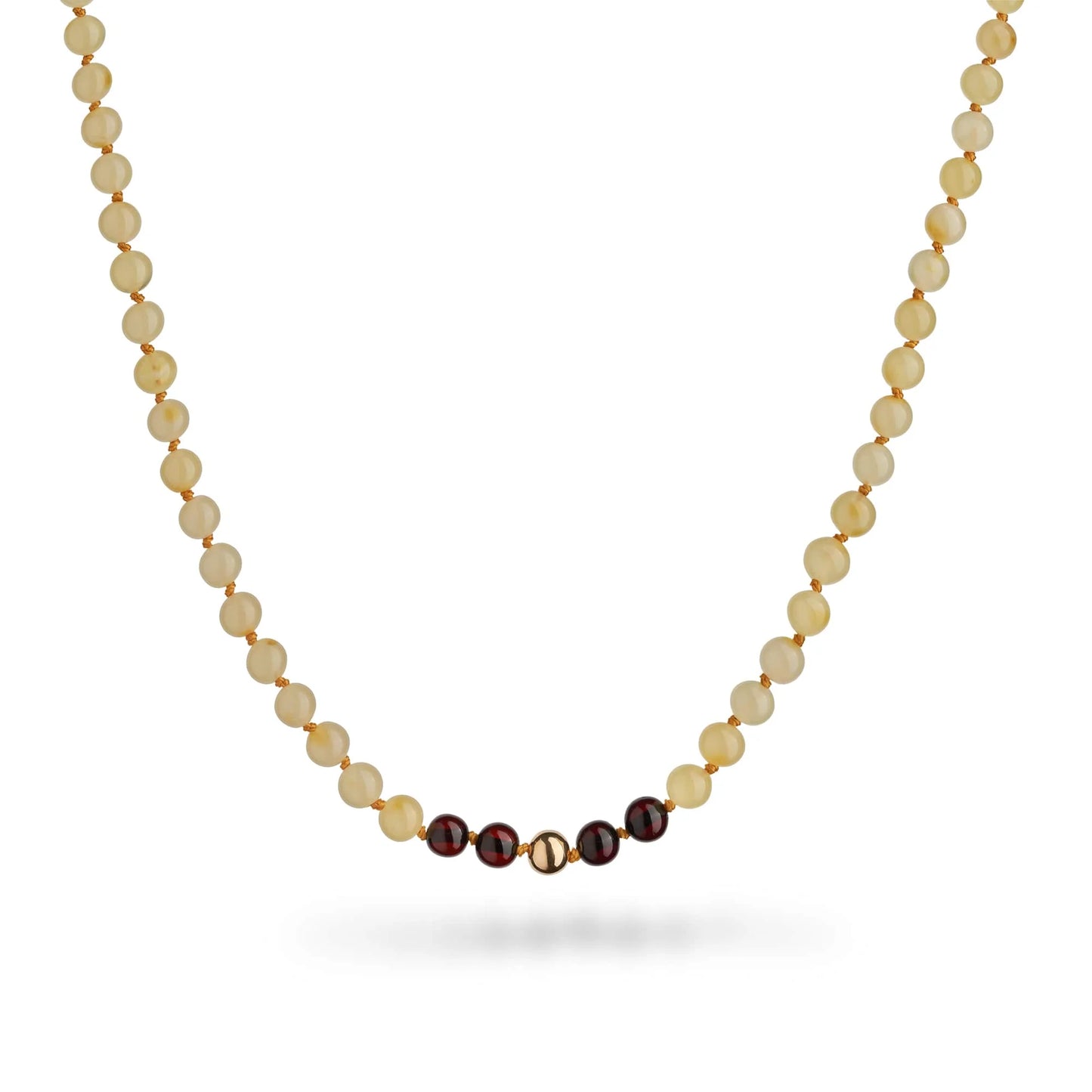 兒童專用琥珀項鍊，採用AU750純金材質。